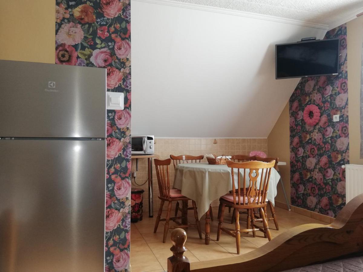 Bobita Apartmanhaz Szilvásvárad Eksteriør bilde