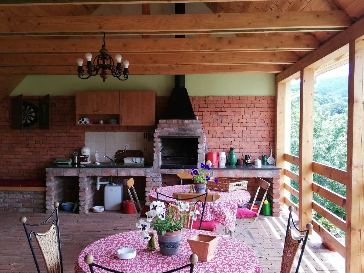 Bobita Apartmanhaz Szilvásvárad Eksteriør bilde